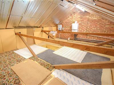 LOFT ROOM